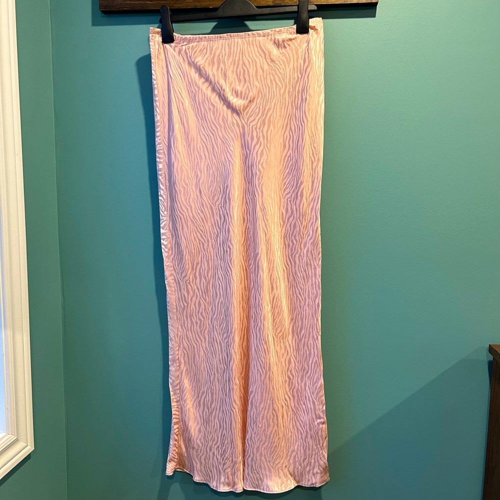 🔥🆕🔥 River Island bias zebra jacquard satin slip maxi skirt in light pink